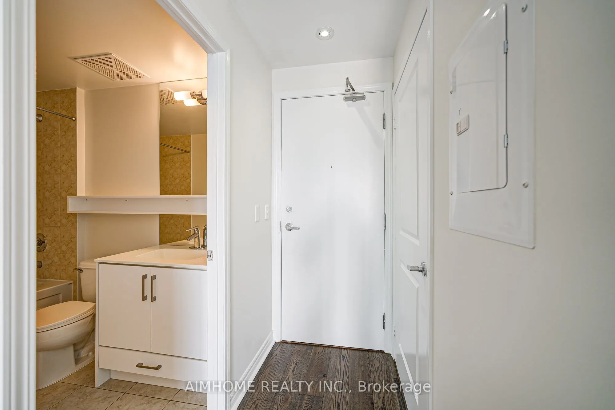 2885 Bayview Avenue, #1201