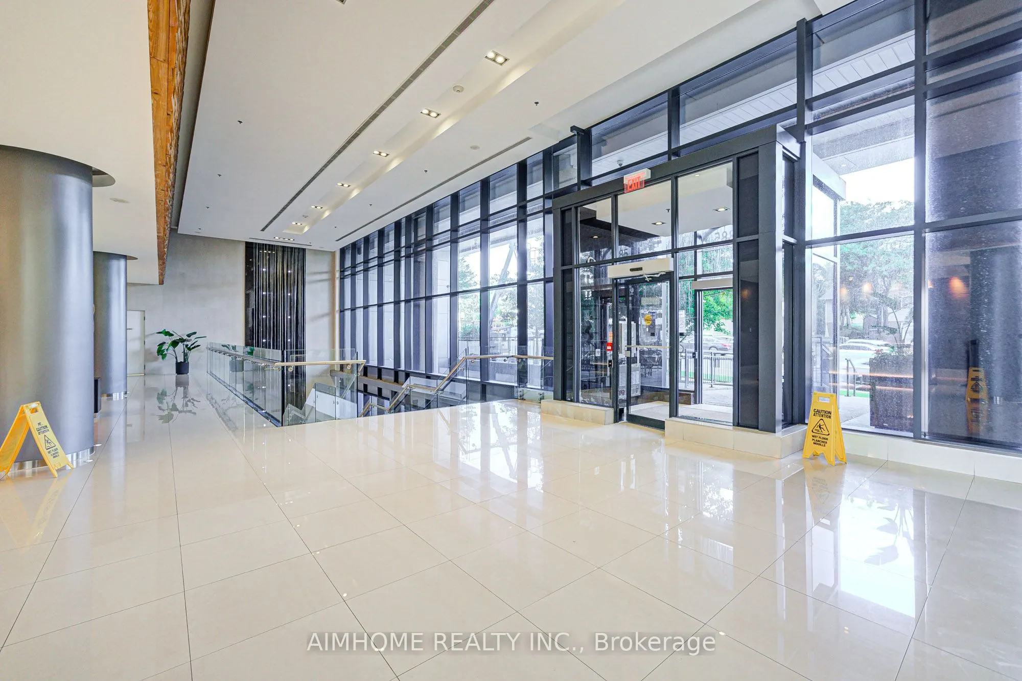 2885 Bayview Avenue, #1201