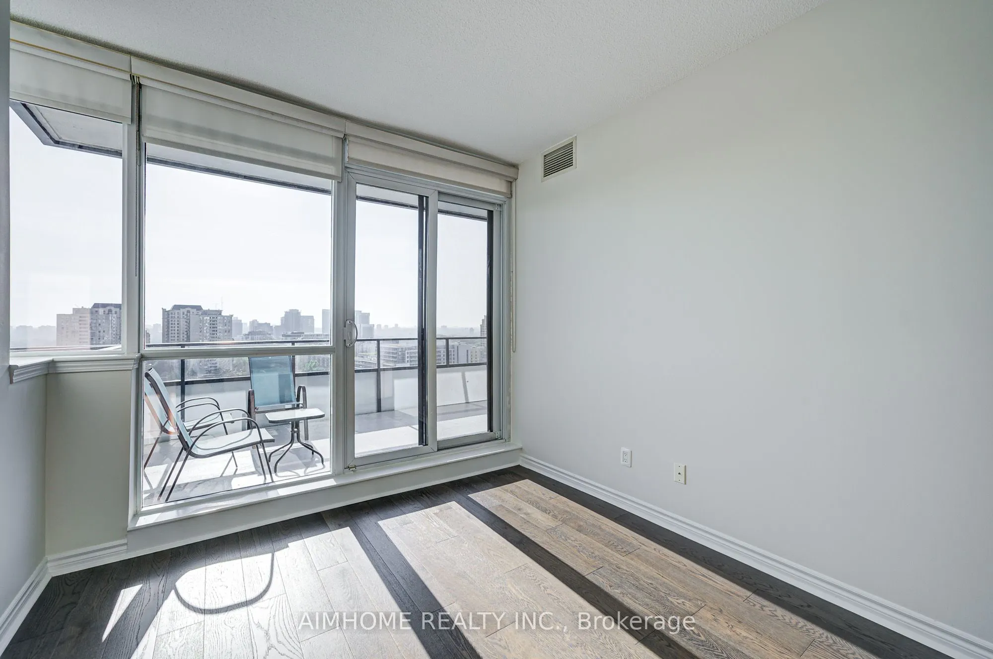 2885 Bayview Avenue, #1201
