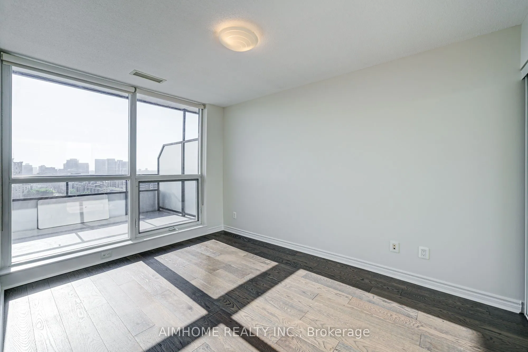 2885 Bayview Avenue, #1201
