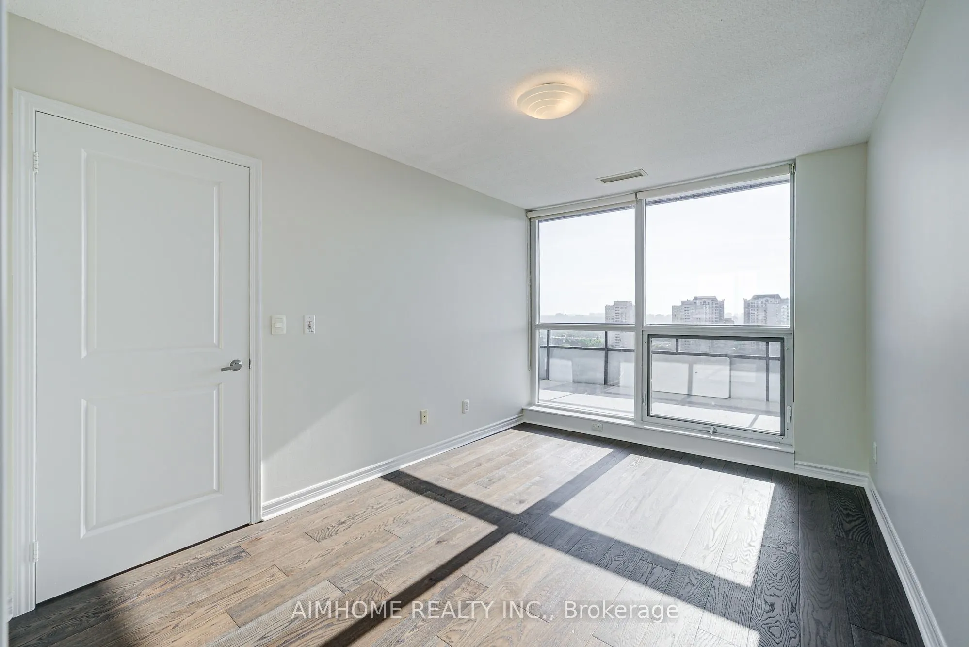 2885 Bayview Avenue, #1201