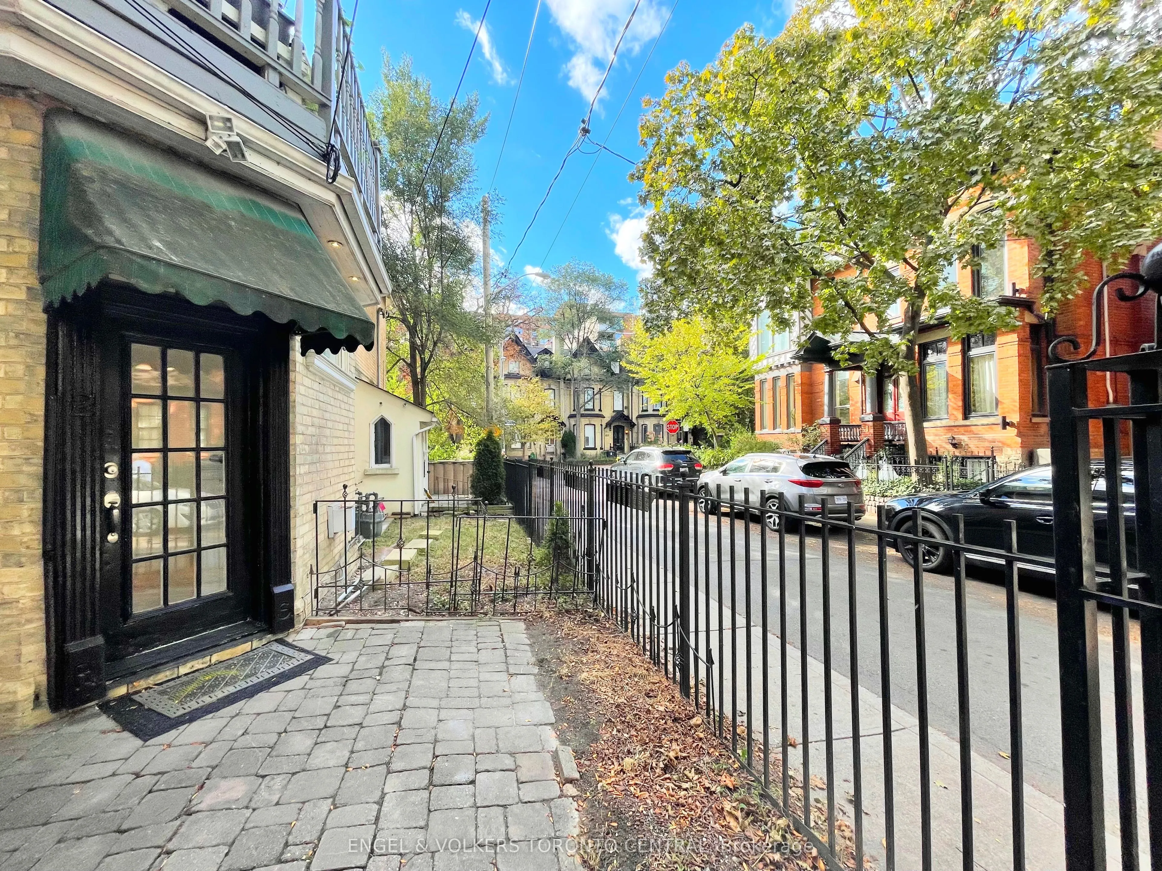 483 Ontario Street, #2