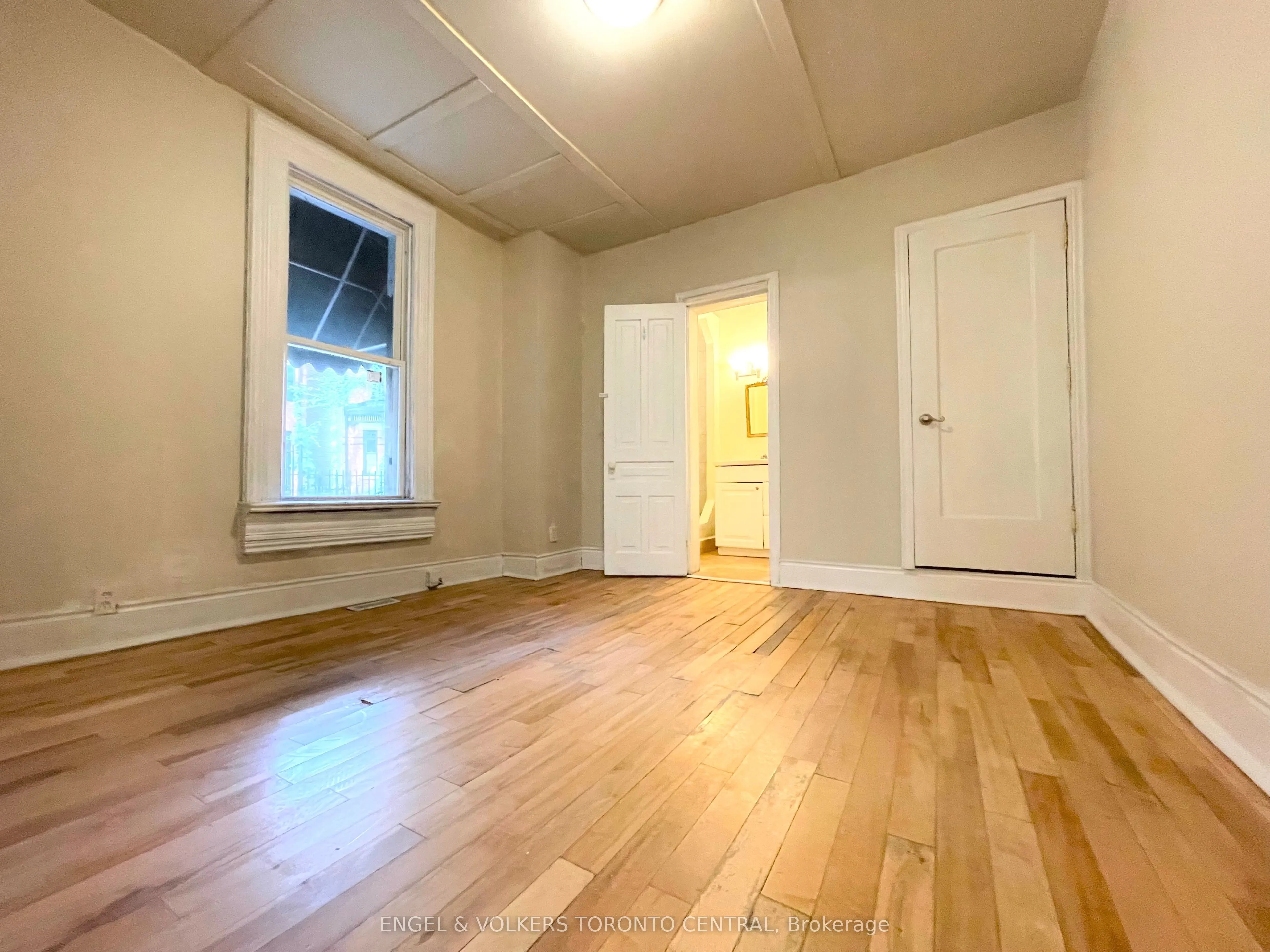 483 Ontario Street, #2