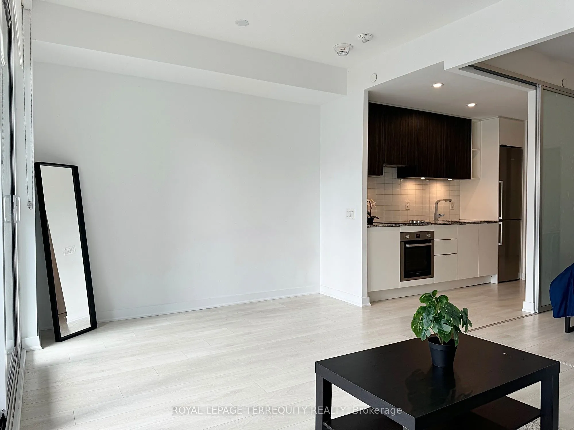 120 Parliament Street, #421
