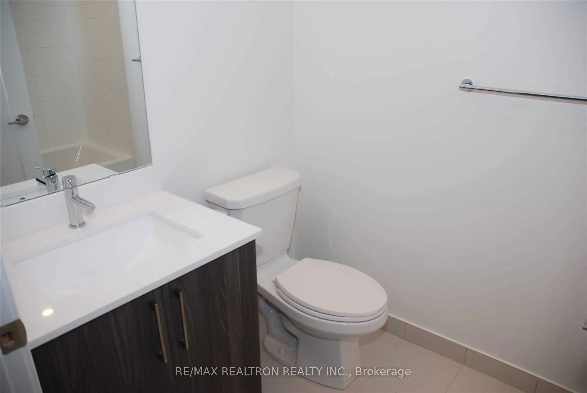 576 Front Street W, #1703