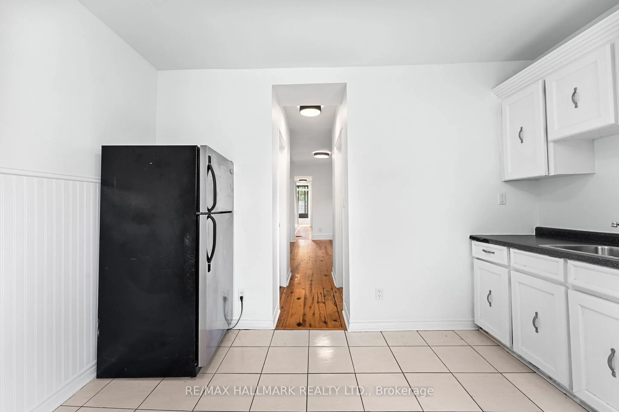 261 Ossington Avenue