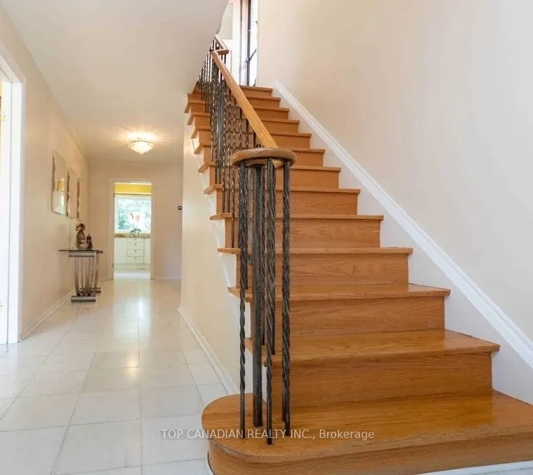 54 Covewood Street