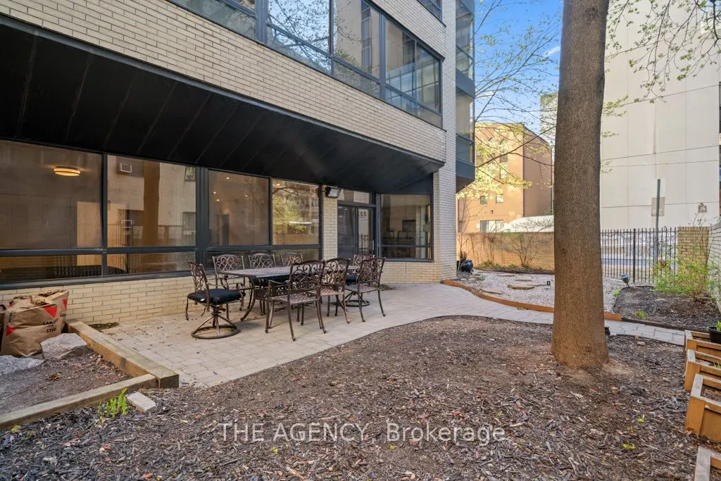 211 St Patrick Street, #107