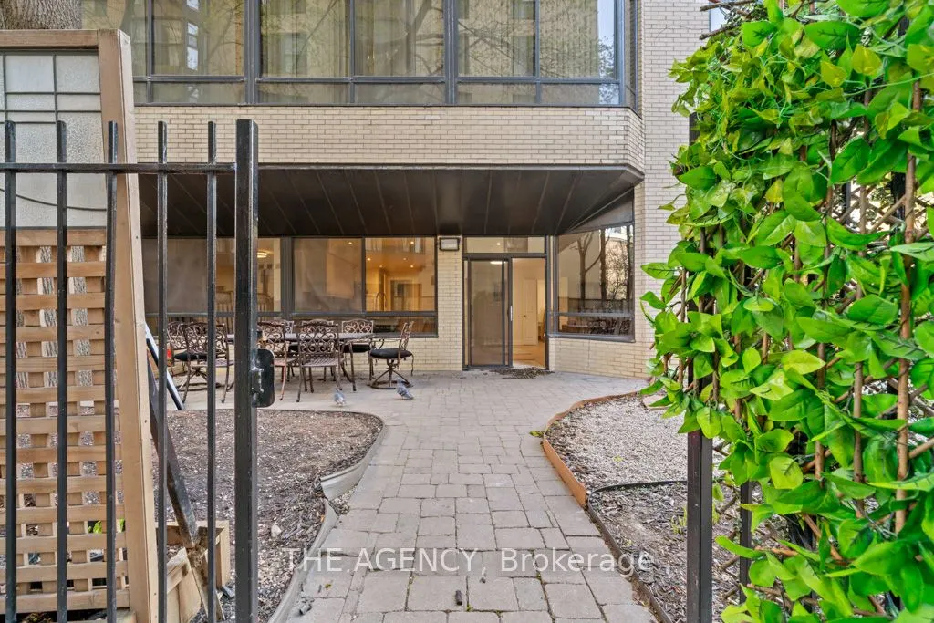 211 St Patrick Street, #107