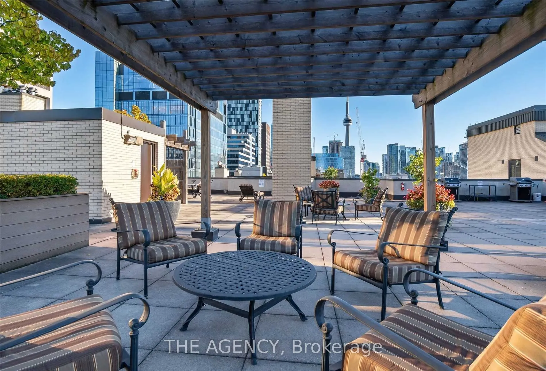211 St Patrick Street, #107