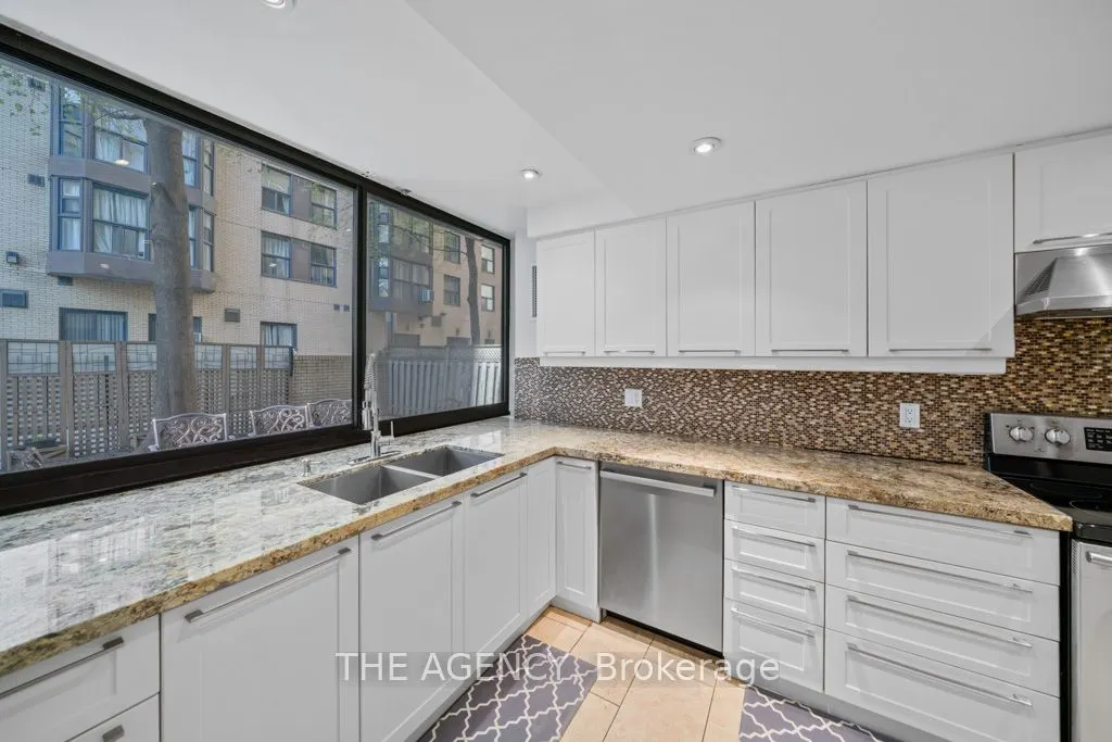 211 St Patrick Street, #107
