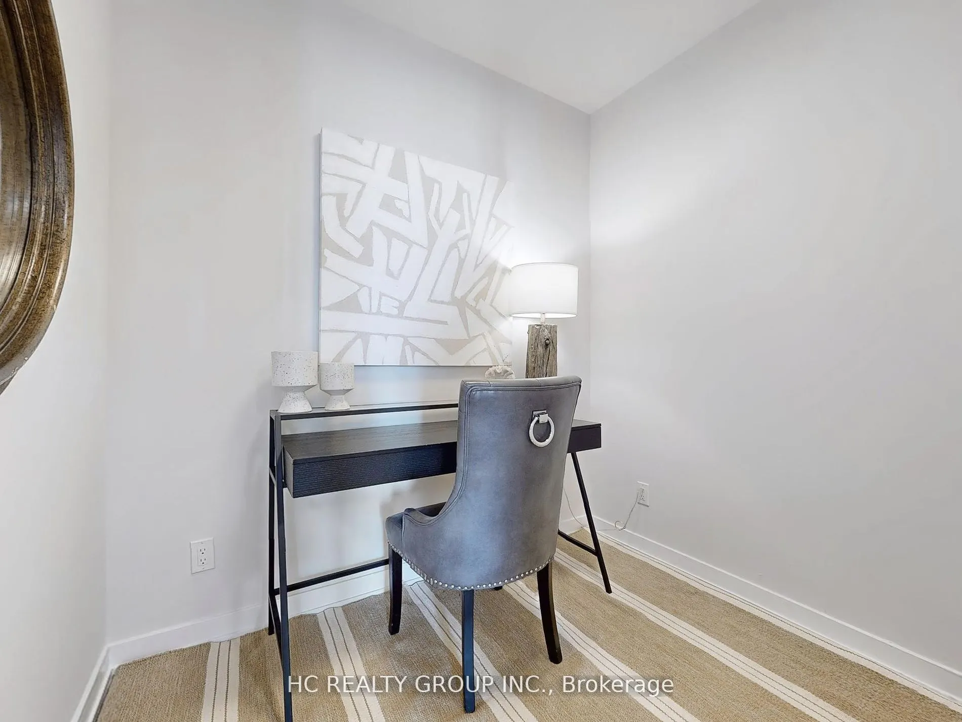 15 Ellerslie Avenue #LPH08