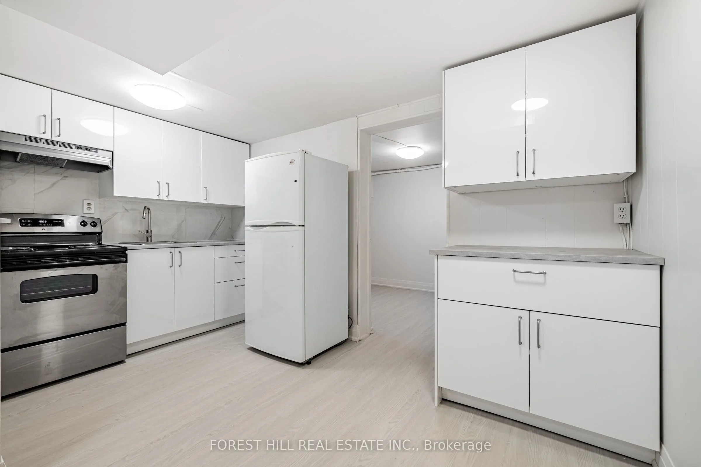 11 Greenbriar Road, #BSMT