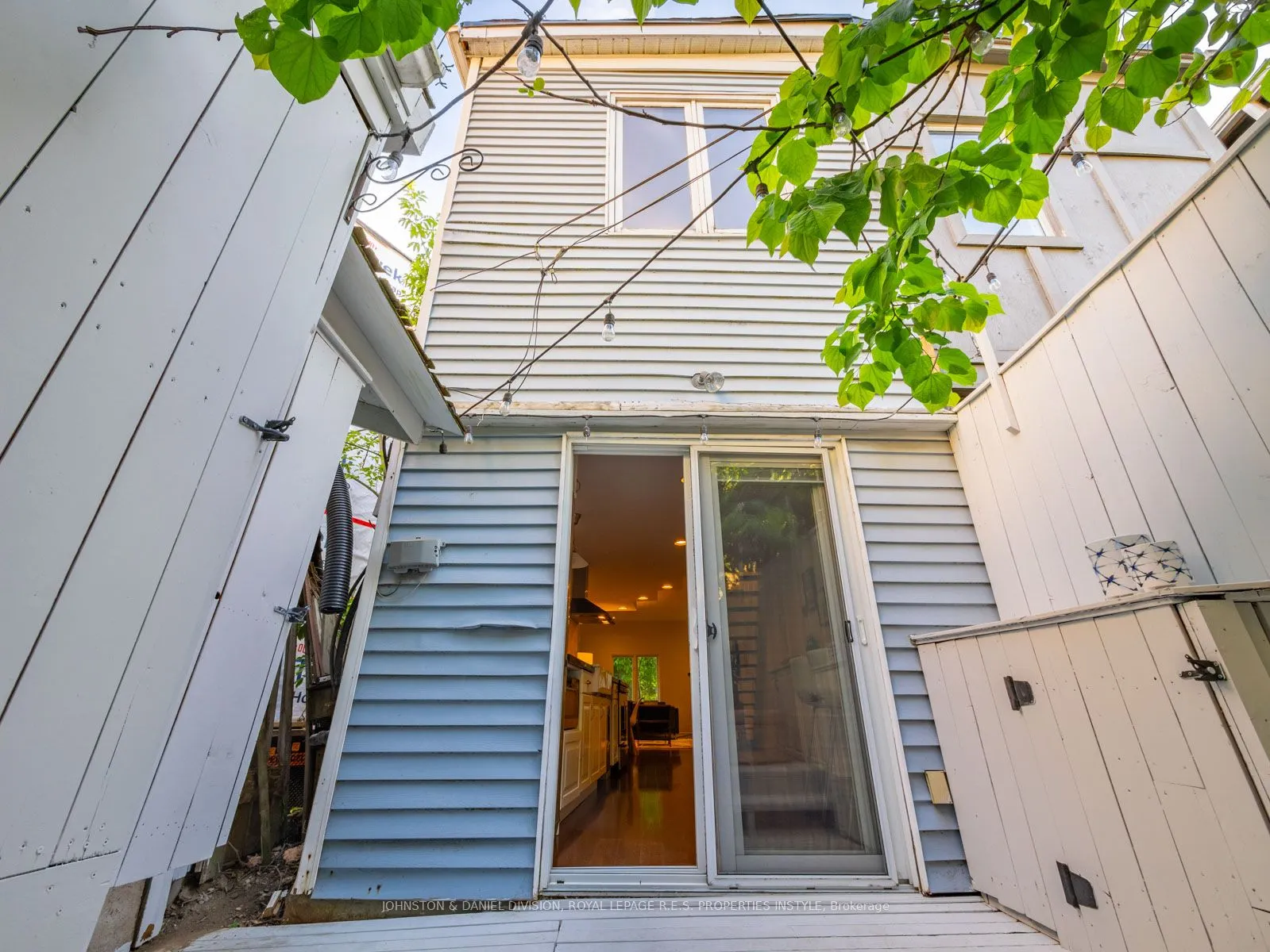 77 Walnut Avenue