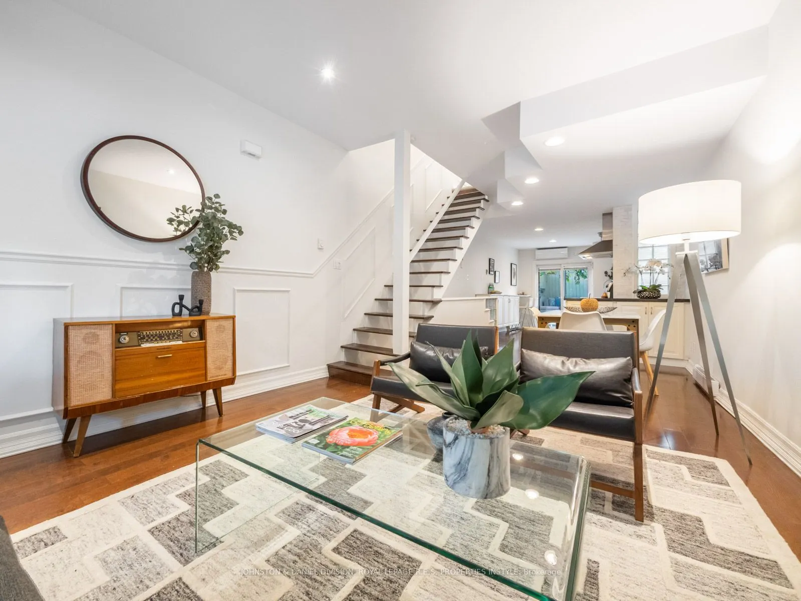 77 Walnut Avenue