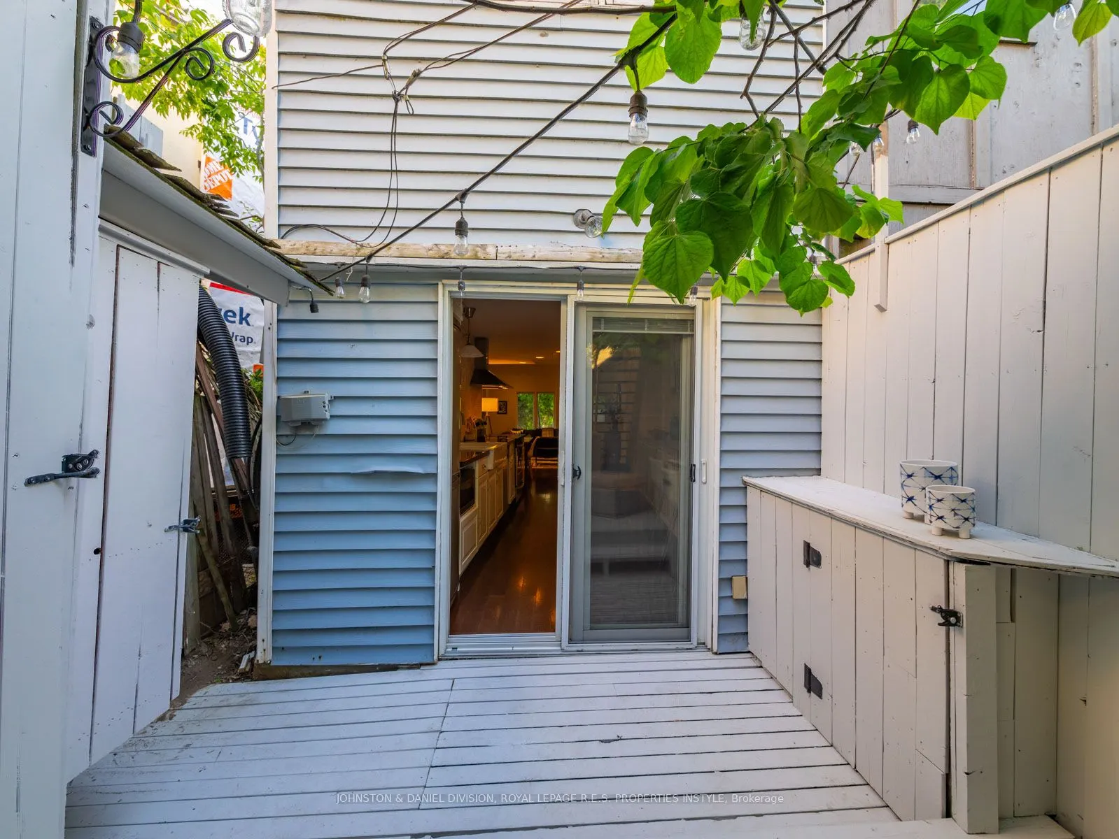 77 Walnut Avenue