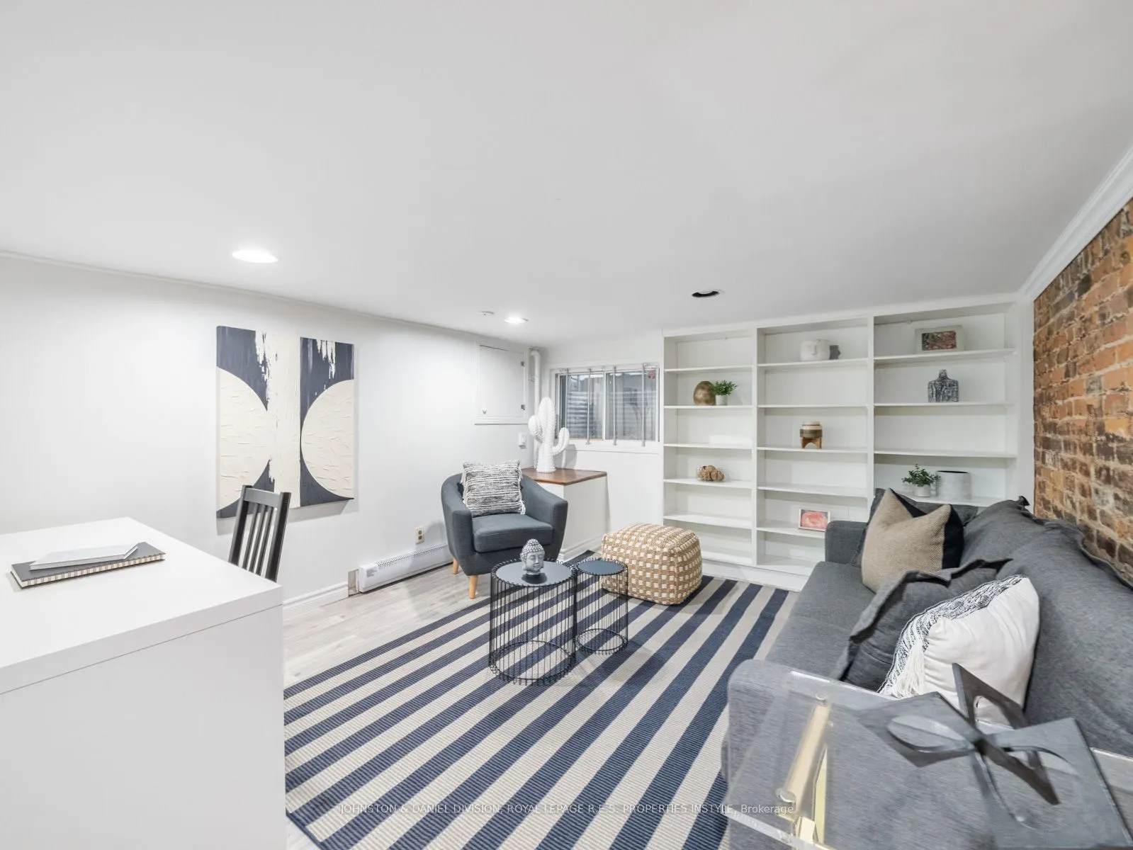 77 Walnut Avenue