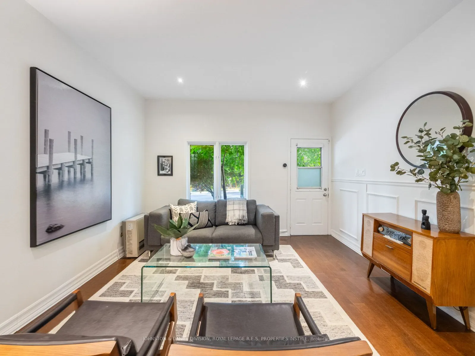 77 Walnut Avenue