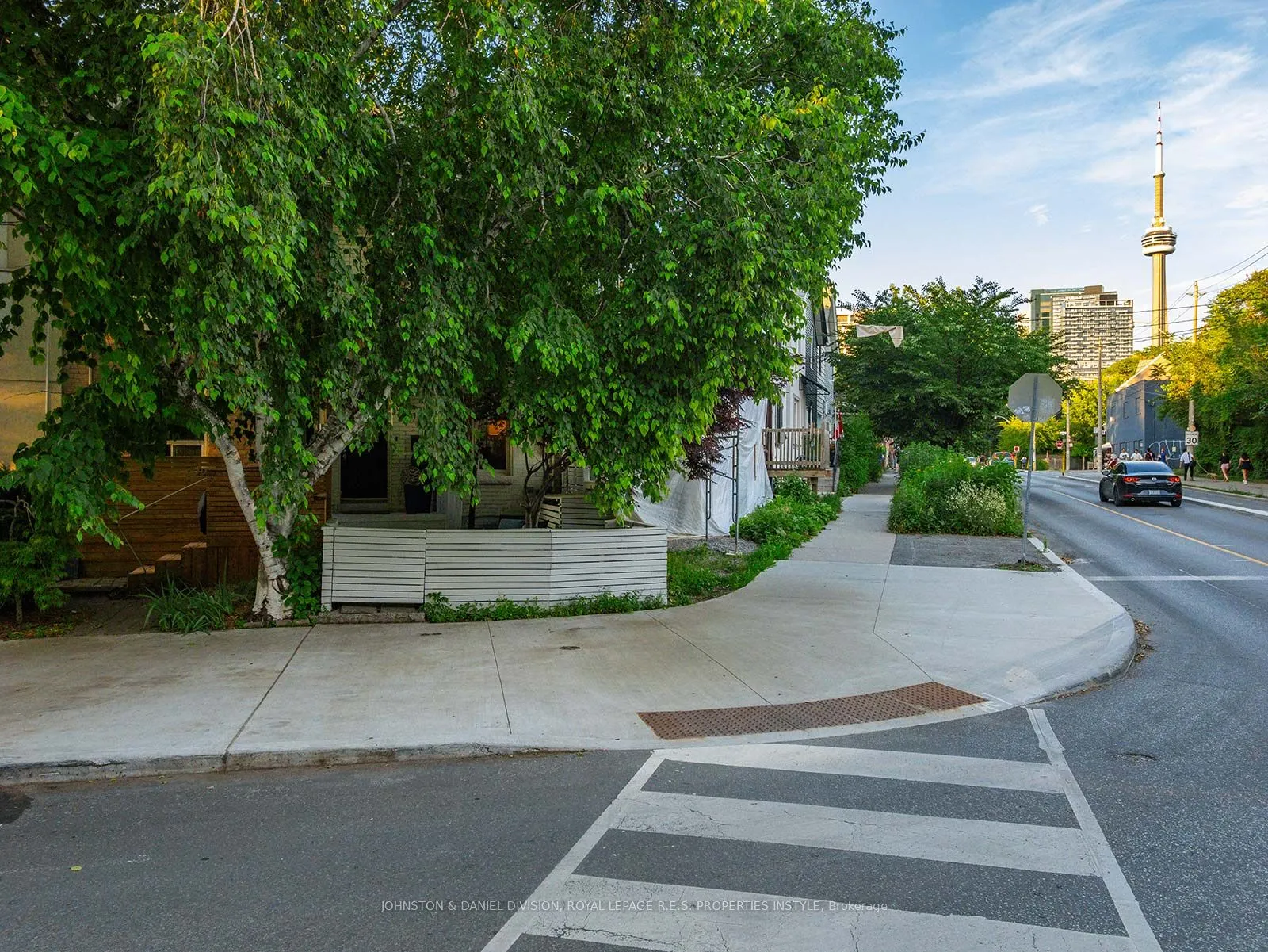 77 Walnut Avenue
