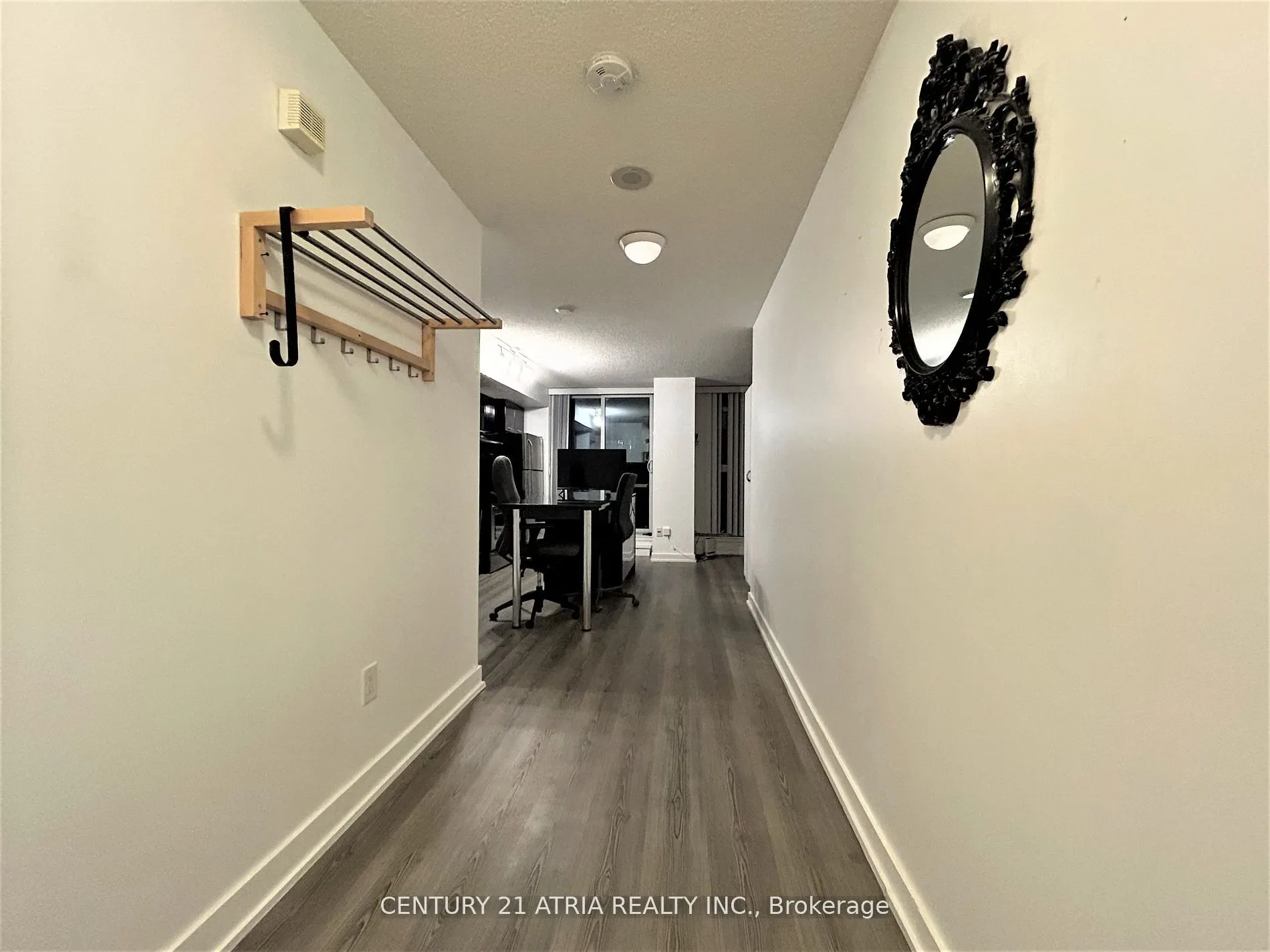 19 Singer Court, #209B