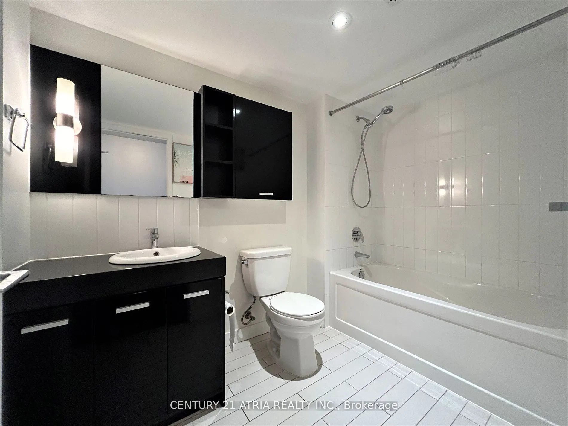 19 Singer Court, #209B