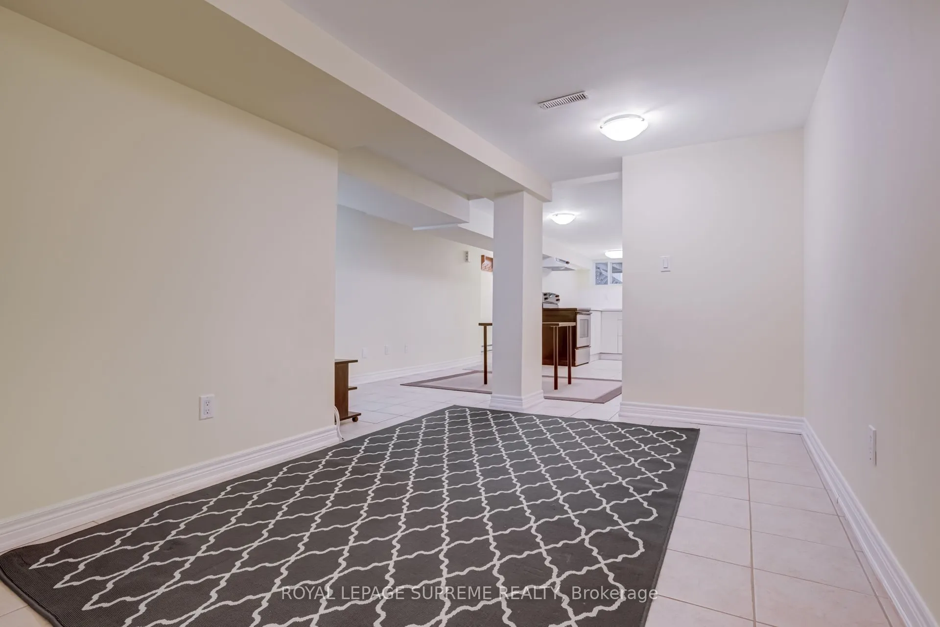 66 Kenwood Avenue, #Lower
