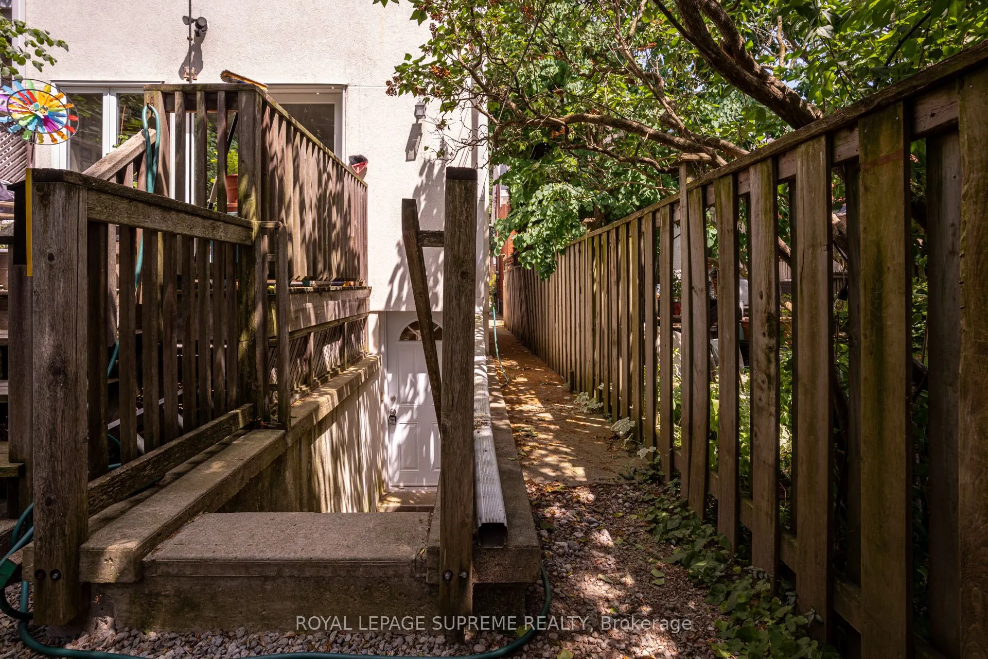 66 Kenwood Avenue, #Lower