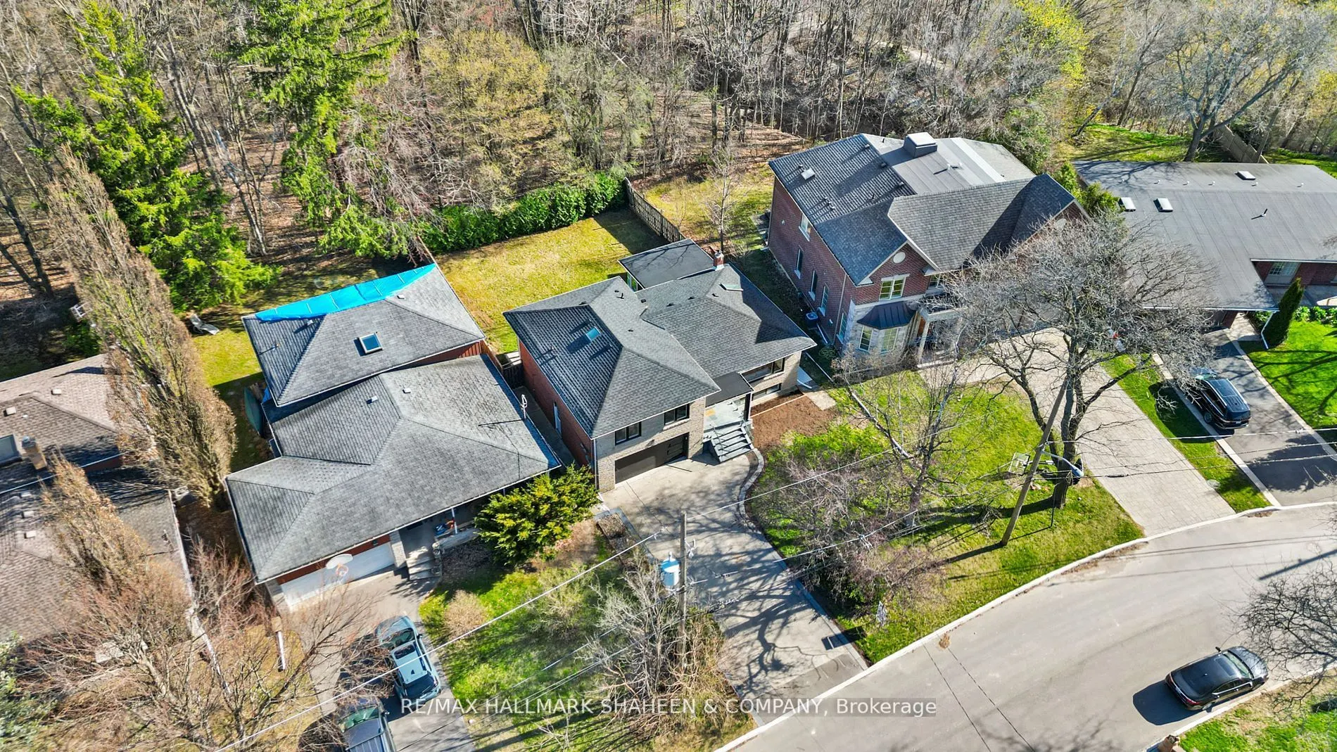 27 Christine Crescent
