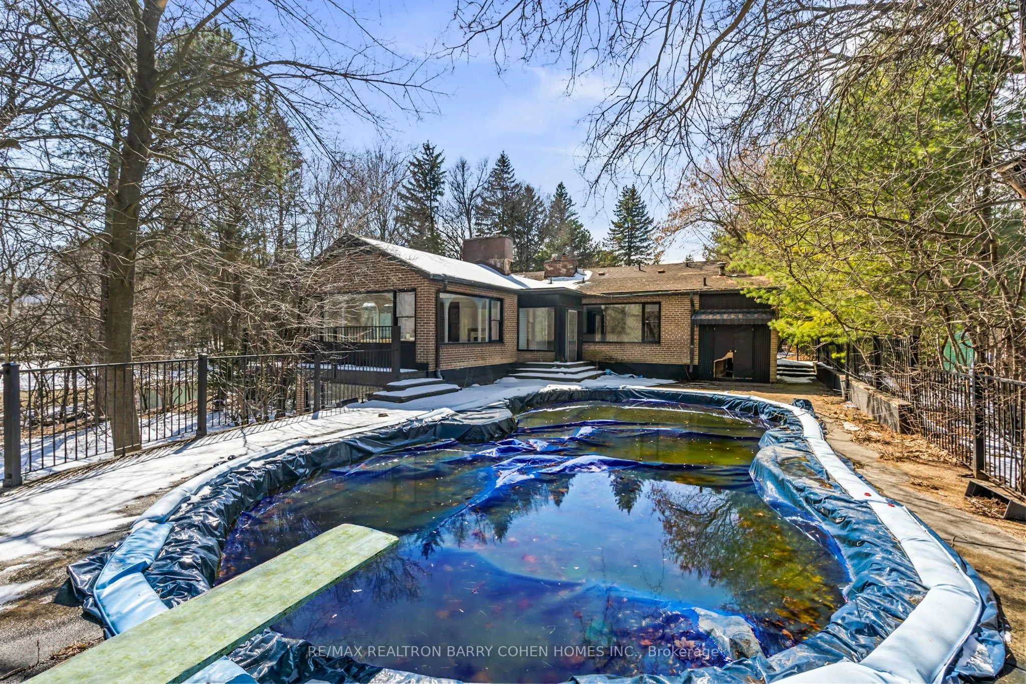44 The Bridle Path
