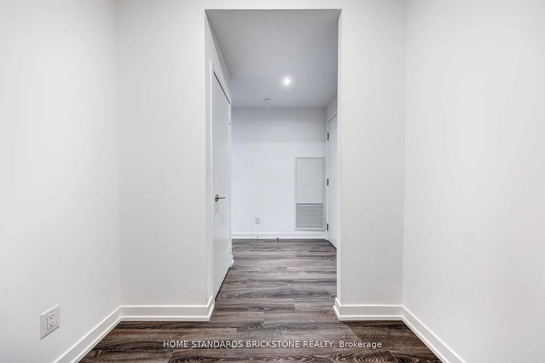 20 Edward Street, #510
