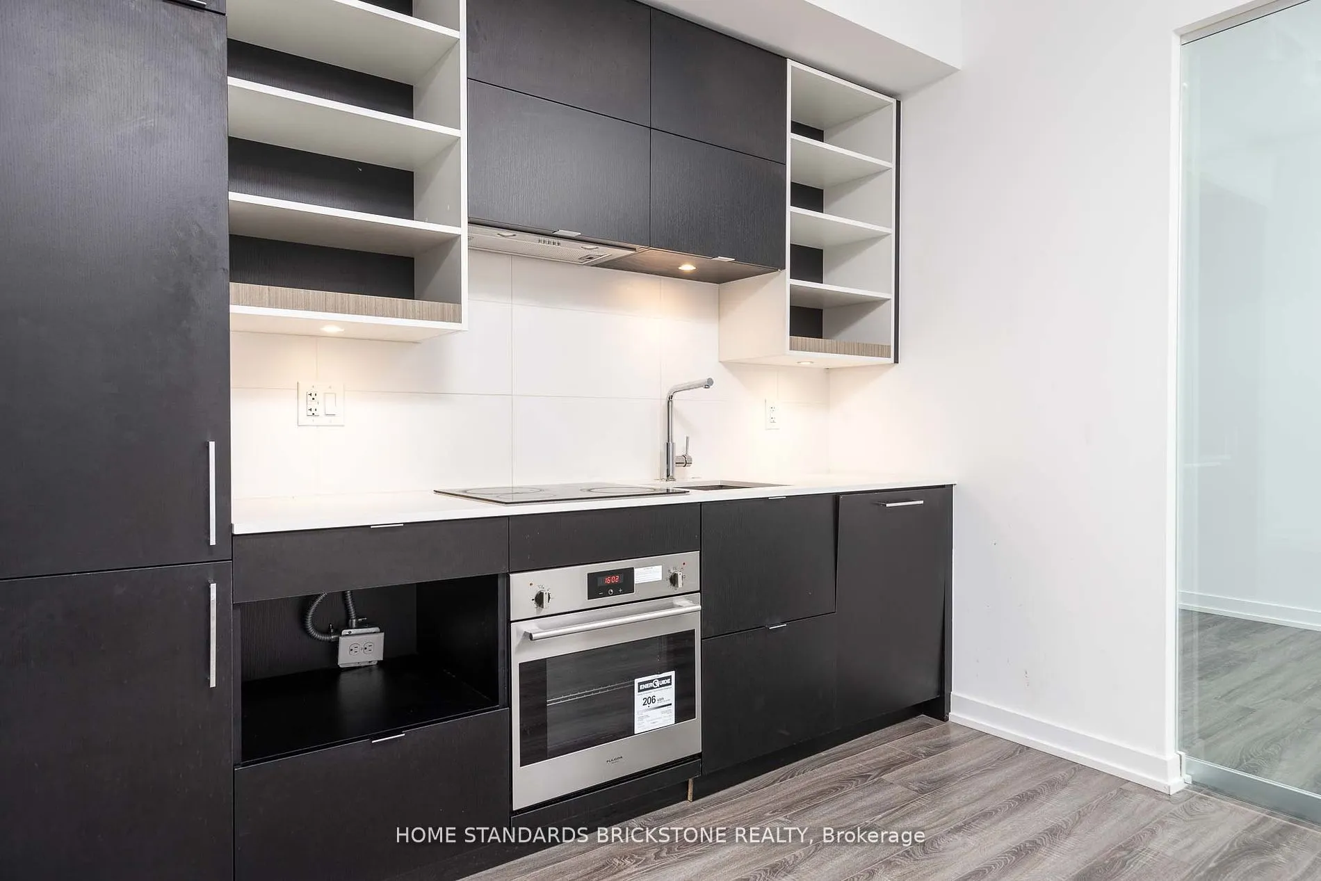 20 Edward Street, #510