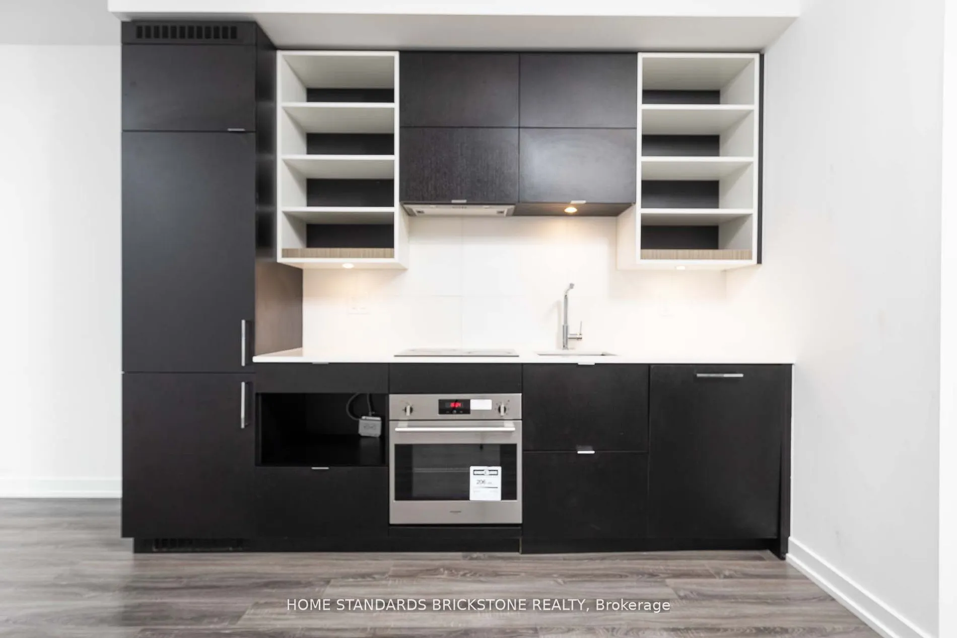 20 Edward Street, #510