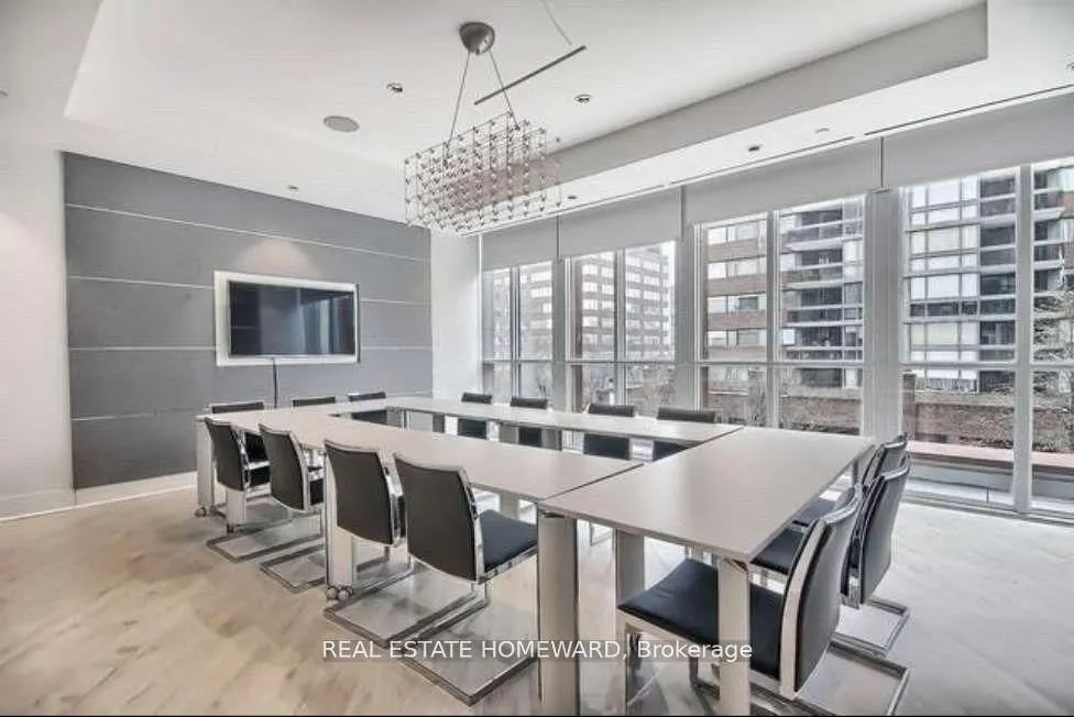 32 Davenport Road, #1401
