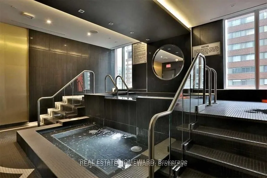 32 Davenport Road, #1401