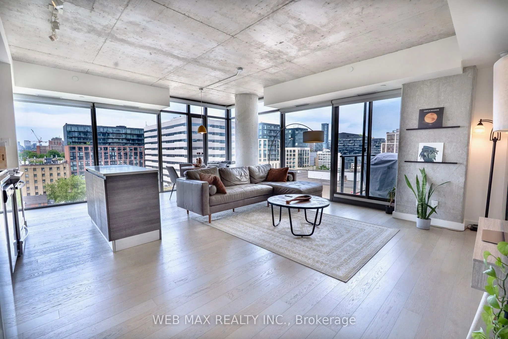 111 Bathurst Street, #1005