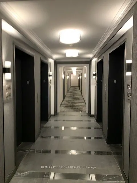 4978 Yonge Street, #1911