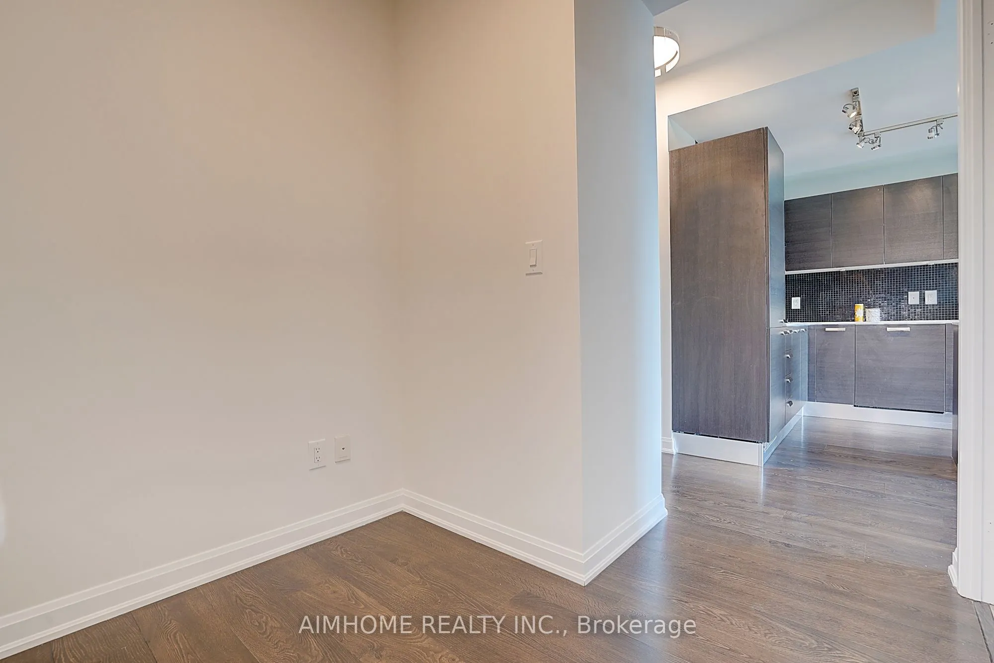 11 Bogert Avenue, #606