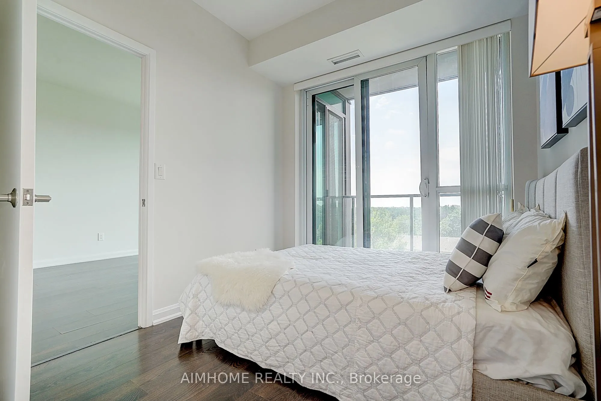 11 Bogert Avenue, #606