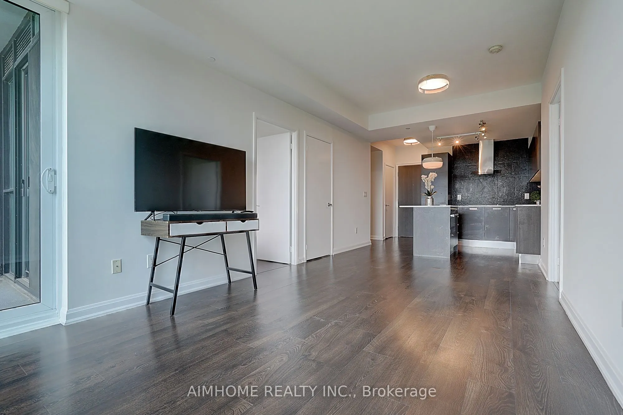 11 Bogert Avenue, #606