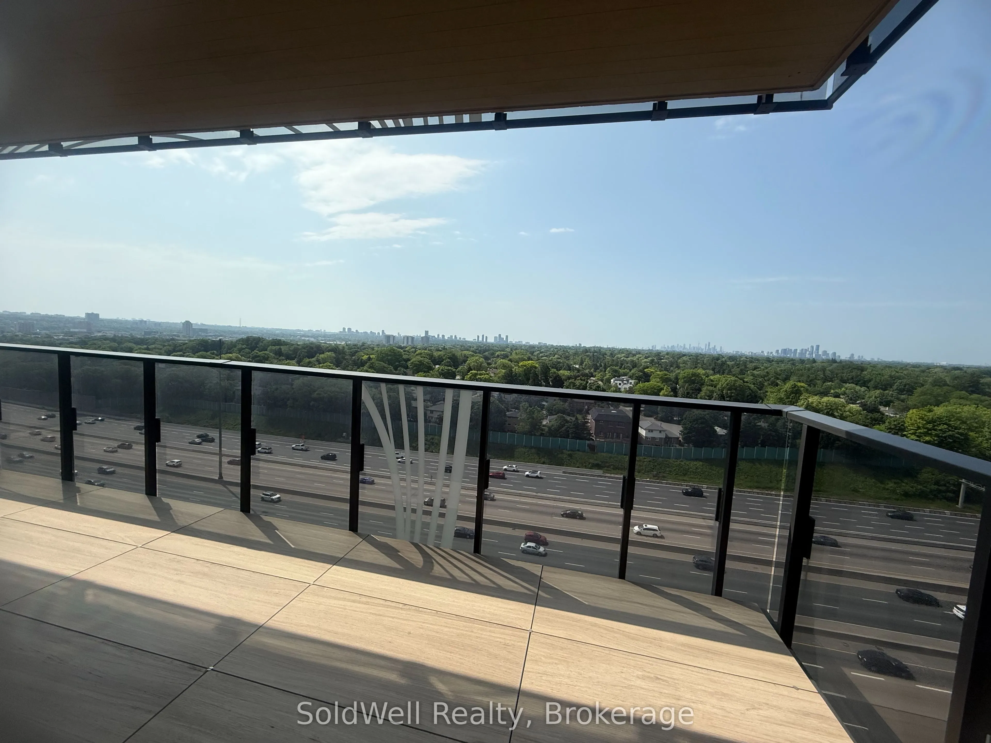 25 Mcmahon Drive, #1603
