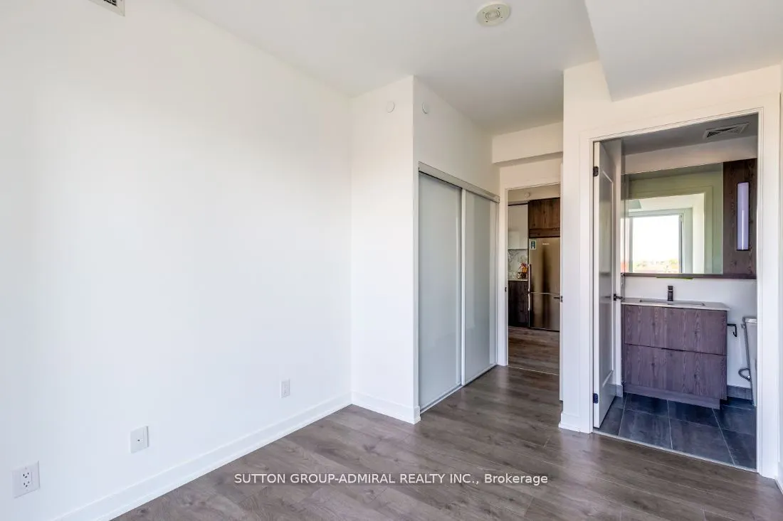 5 Defries Street, #801