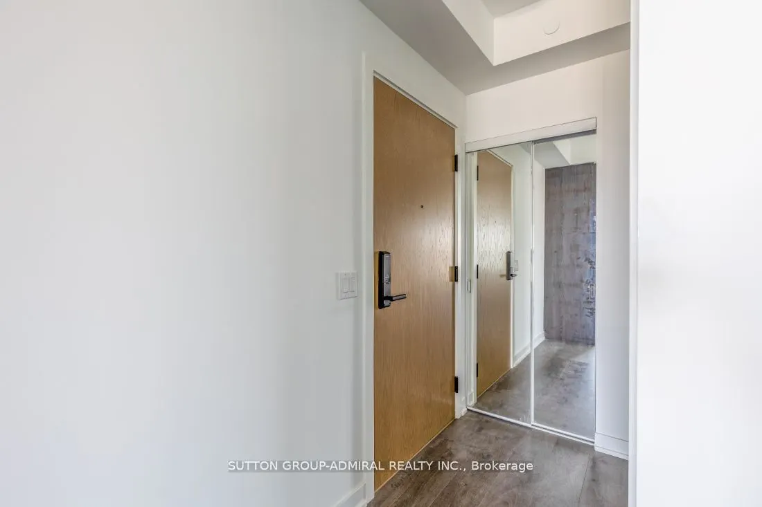 5 Defries Street, #801