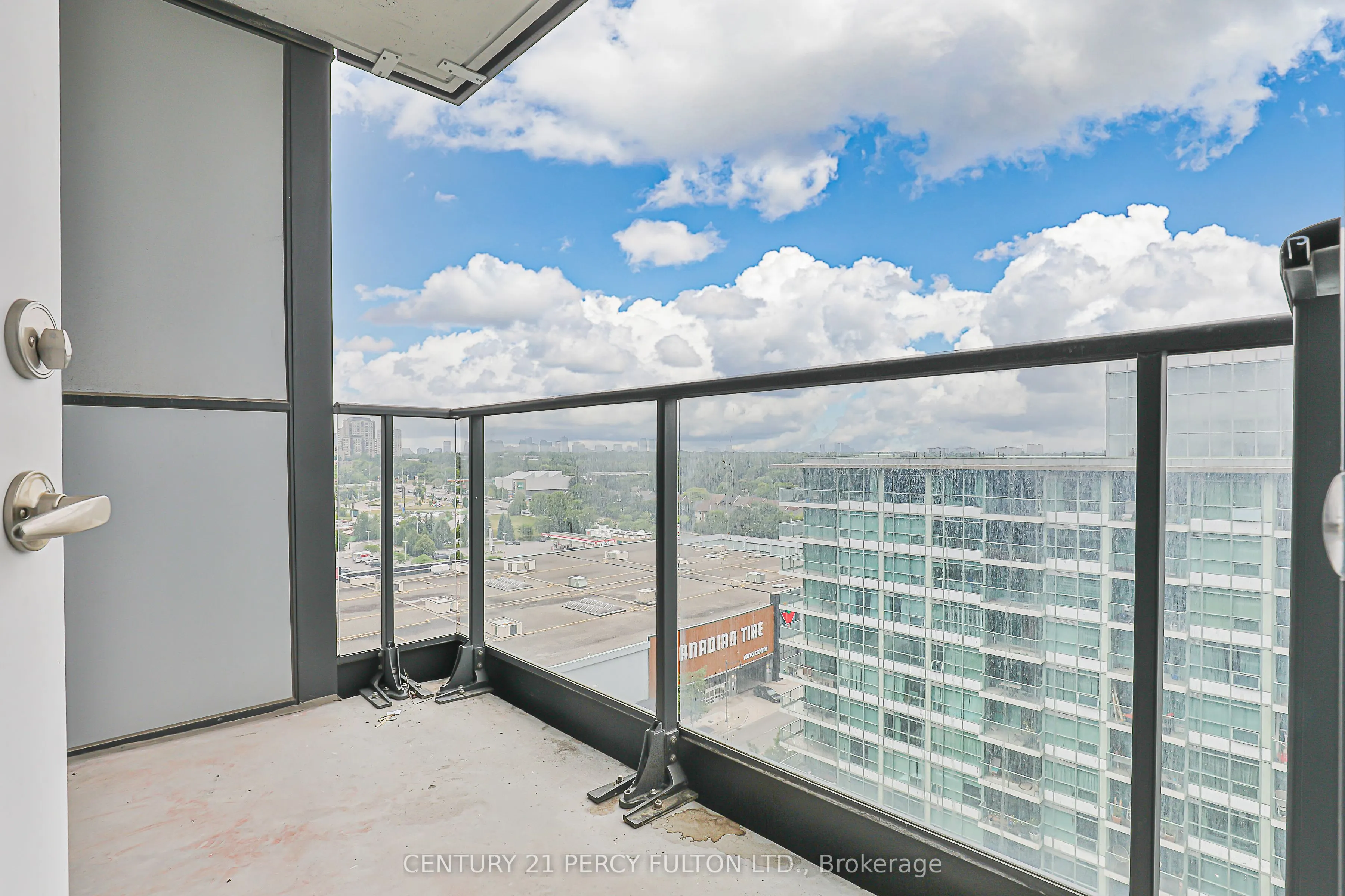 19 Singer Court, #1612