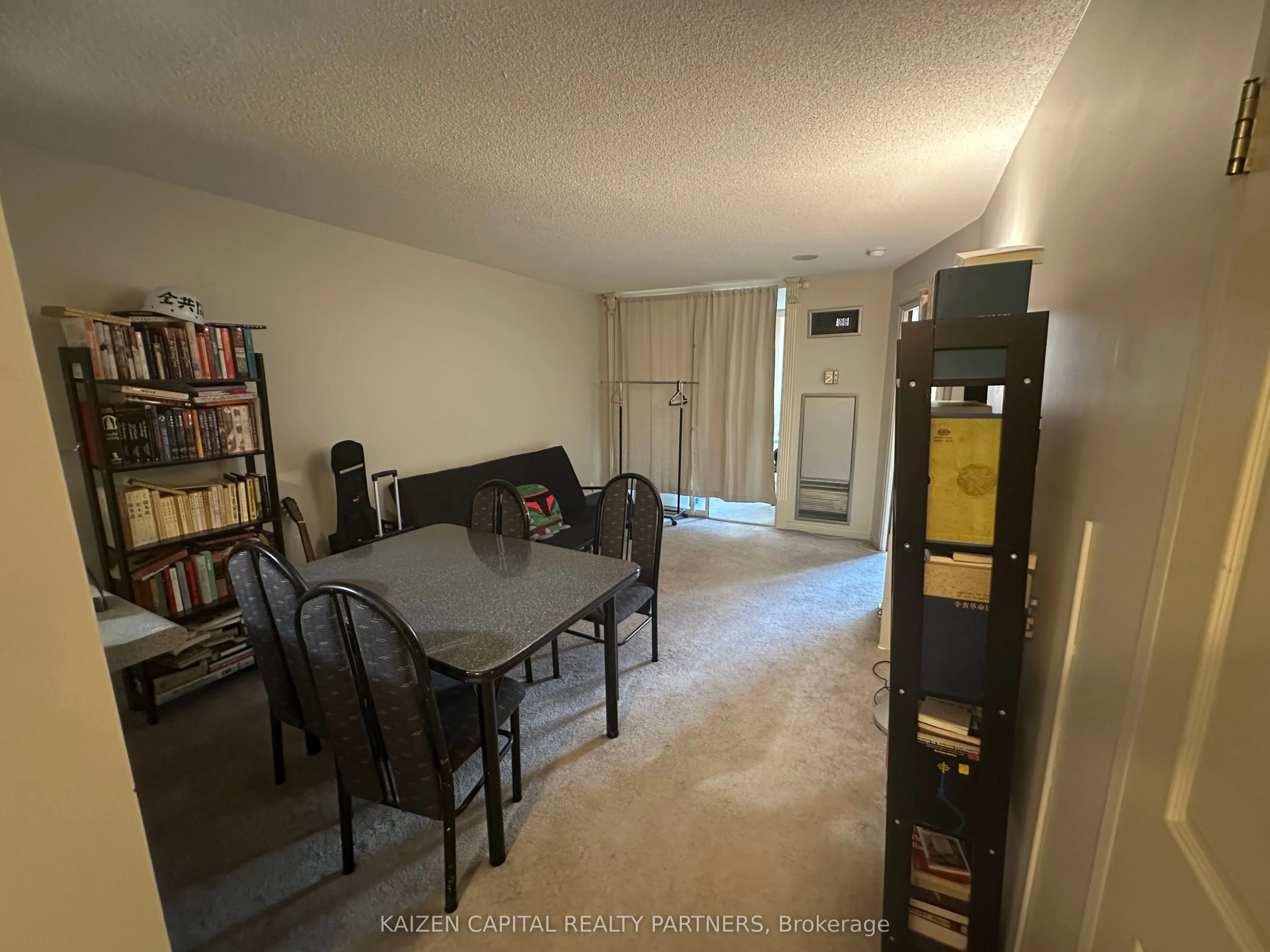 24 Wellesley Street W, #407