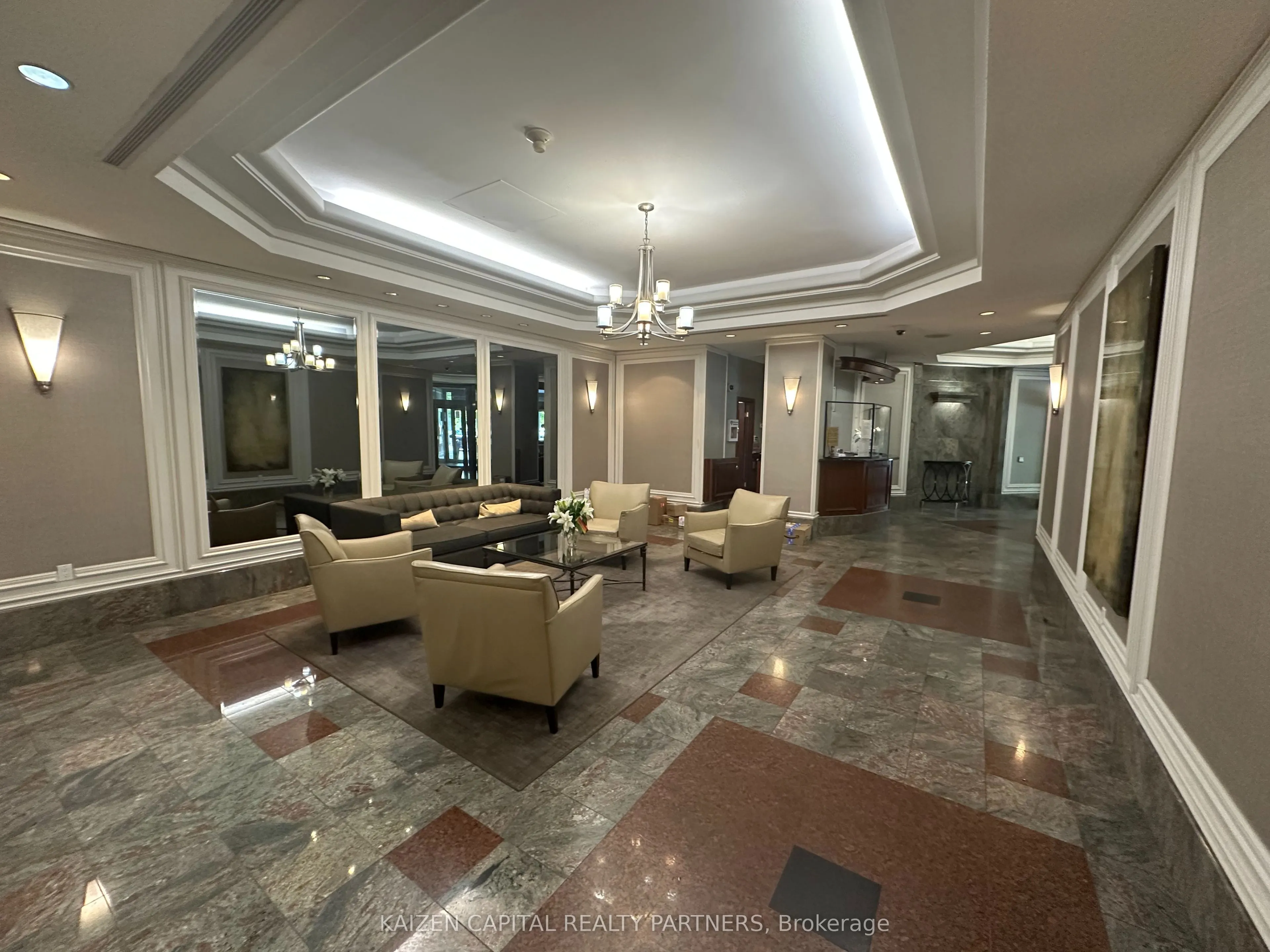 24 Wellesley Street W, #407