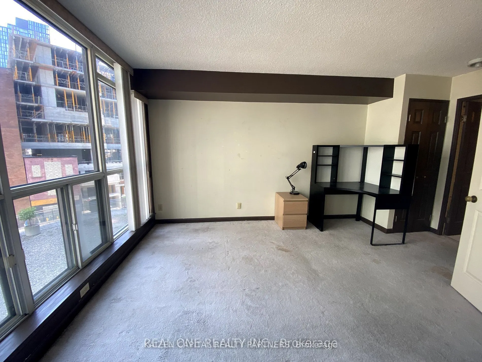 24 Wellesley Street W, #407