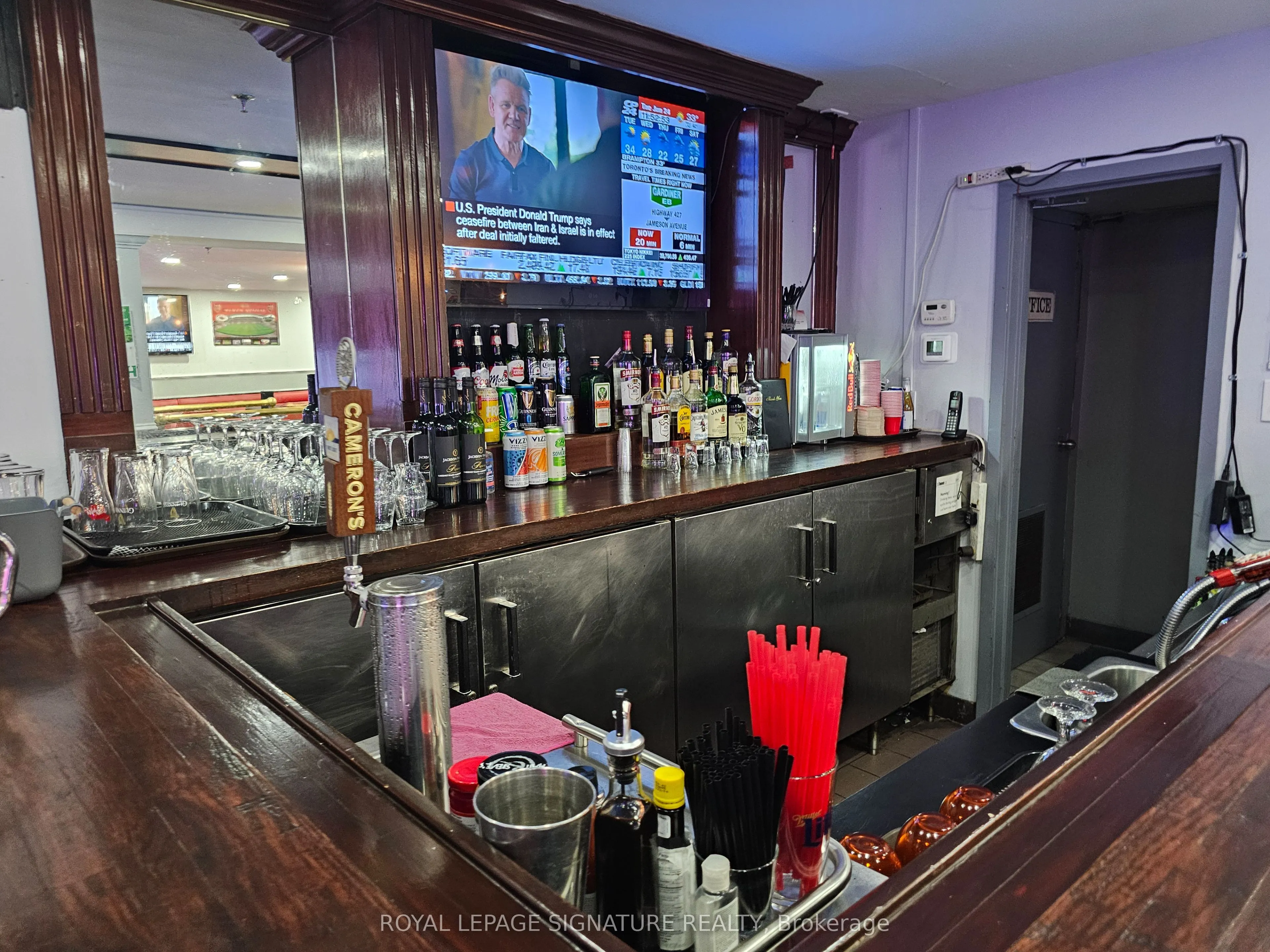 49 St Clair Avenue W