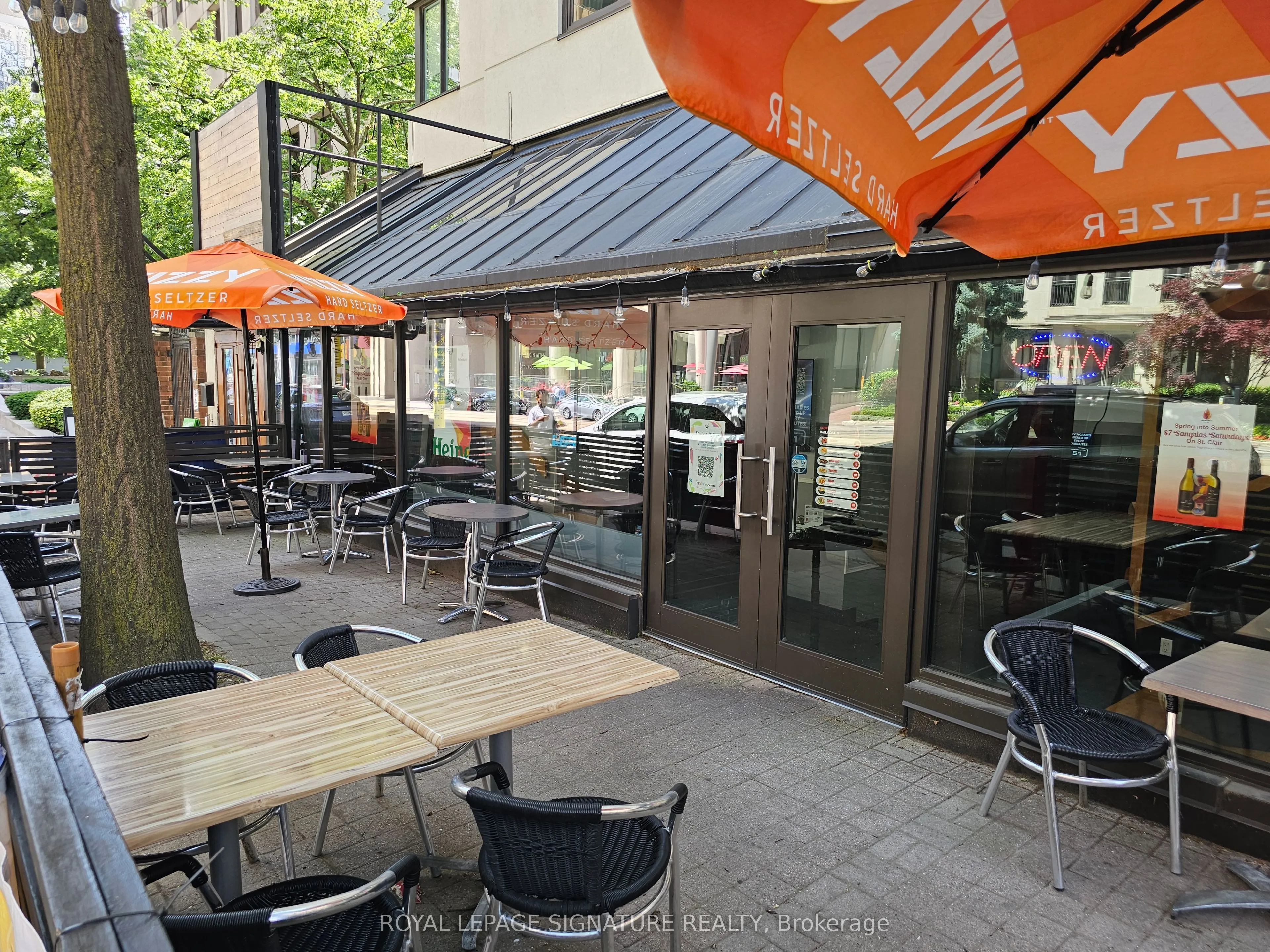 49 St Clair Avenue W