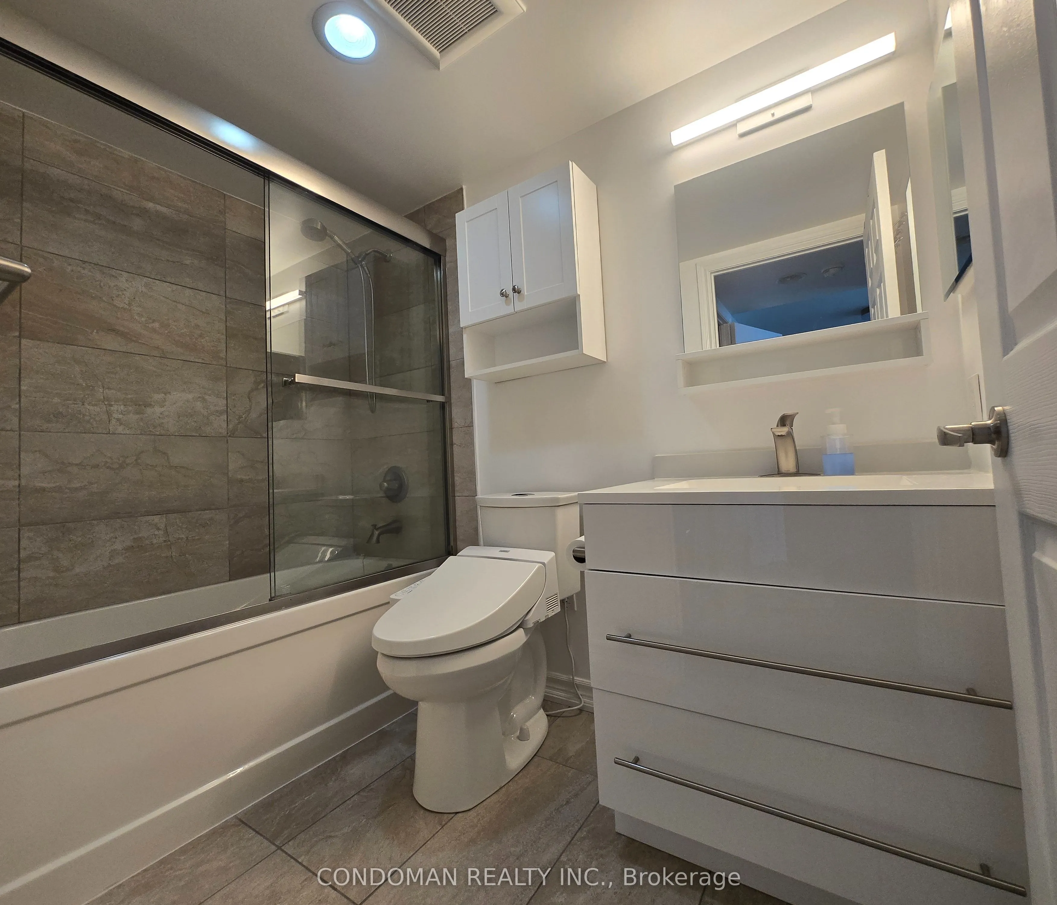 763 Bay St Street, #3303