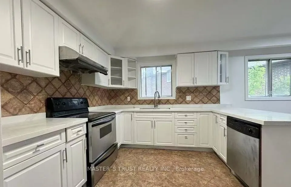 25 Navaho Drive